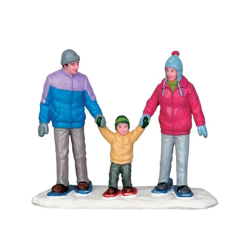 SNOWSHOE FAMILY - LE52336
